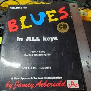 Jamey Aebersold Volume 42: Blues in All Keys book without the CD
